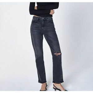 UNPUBLISHED Willa-Vintage Mom Fit High Rise Straight Jeans 28 NWT